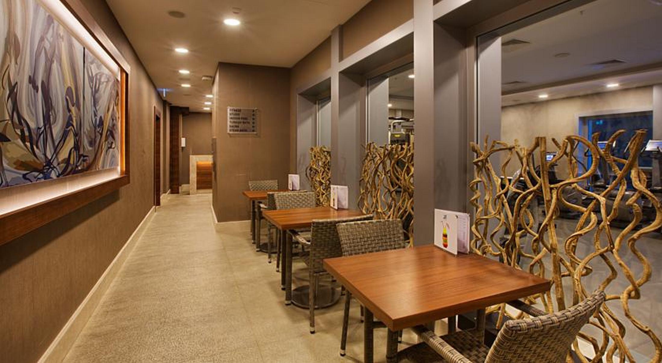 Dedeman Bostanci Istanbul Hotel & Convention Center Extérieur photo The lounge at the airport