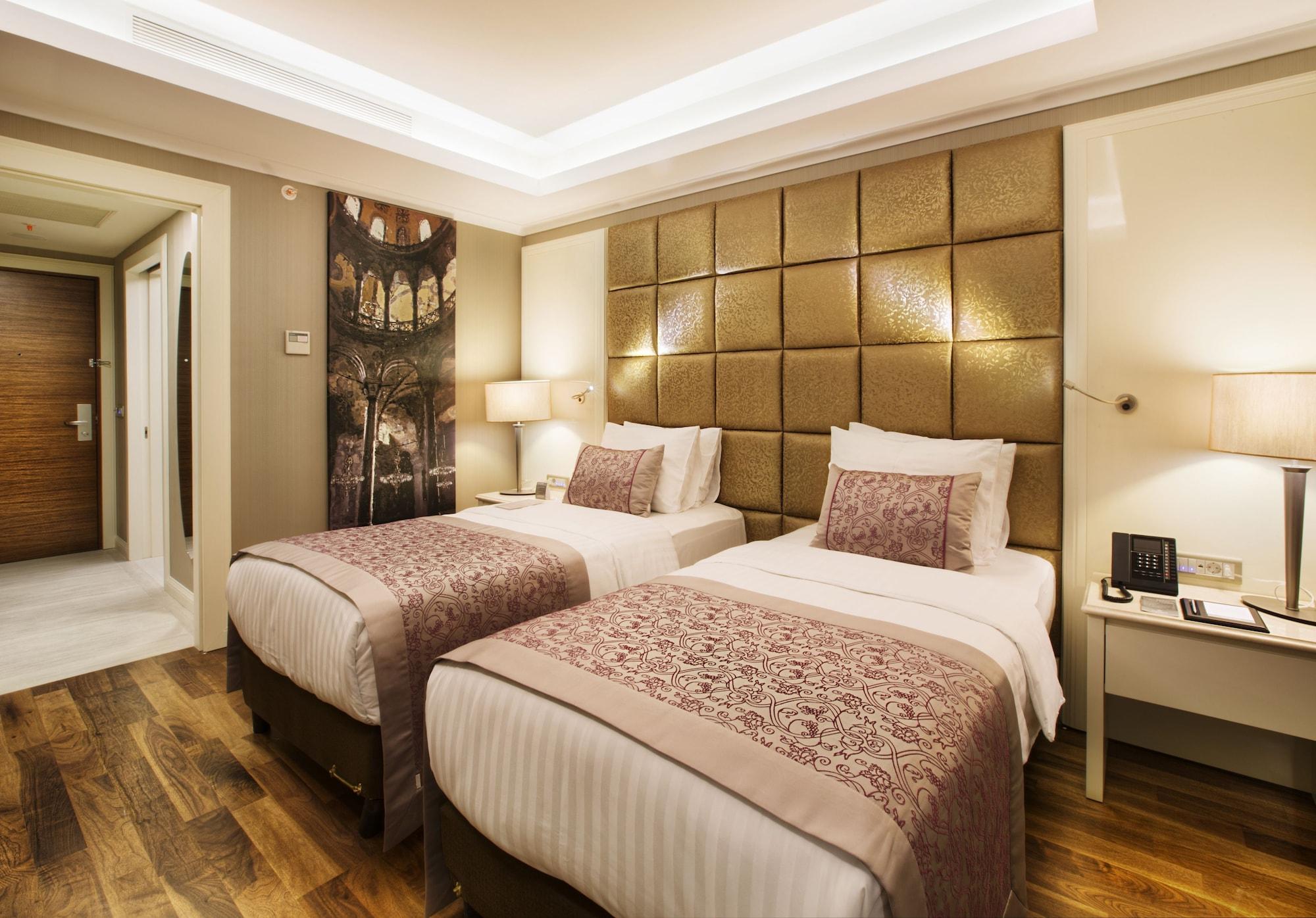 Dedeman Bostanci Istanbul Hotel & Convention Center Extérieur photo Deluxe Room